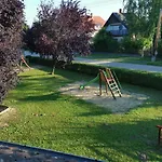 Feriehus Erika Vendeghaz Centrumban *