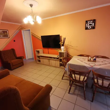 Holiday home Erika Vendeghaz Centrumban