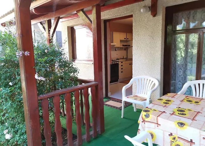 Case de vacanță Erika Vendeghaz Centrumban *